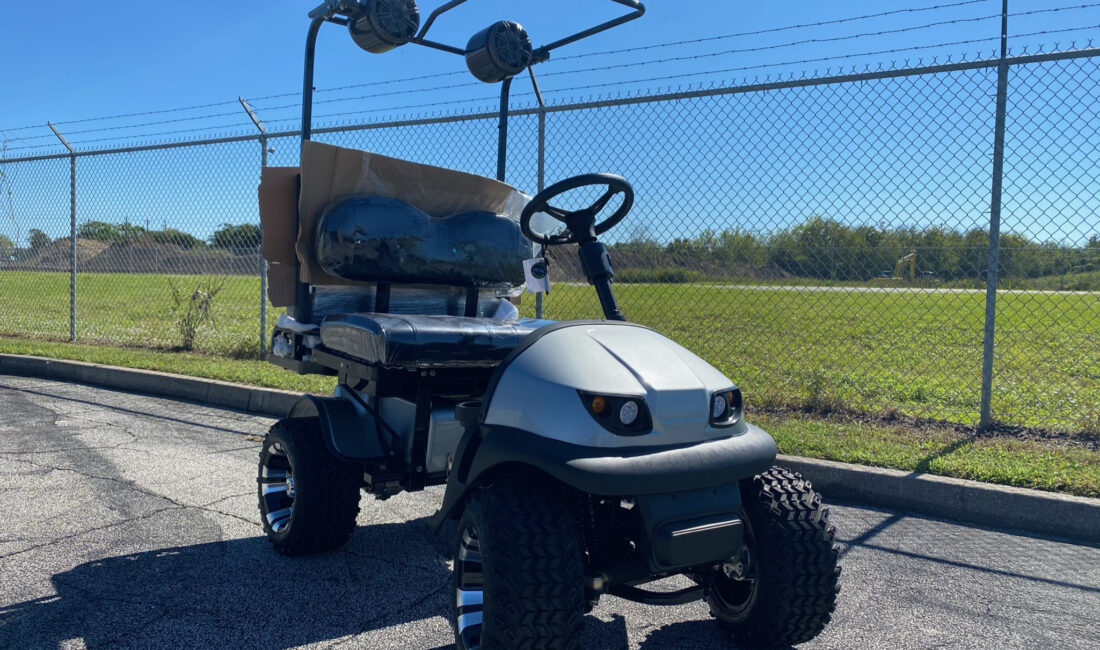 cricket-grasshopper-lifted-stereo-model-candy-apple-red-RX5